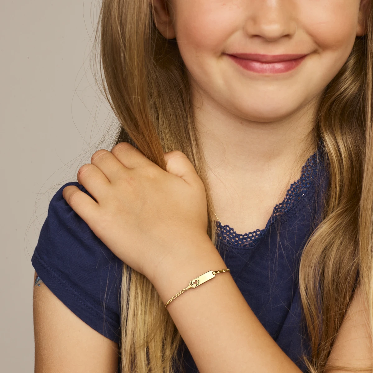 9k graveerarmband hart plaat 5,0 mm 9K geel