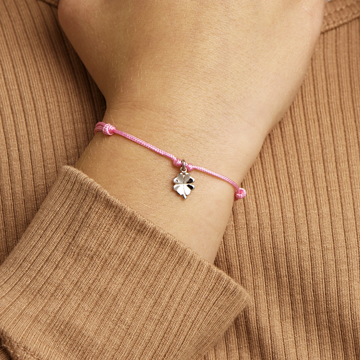 armband klaver zilver gerhodineerd met rubber/nylon/leer