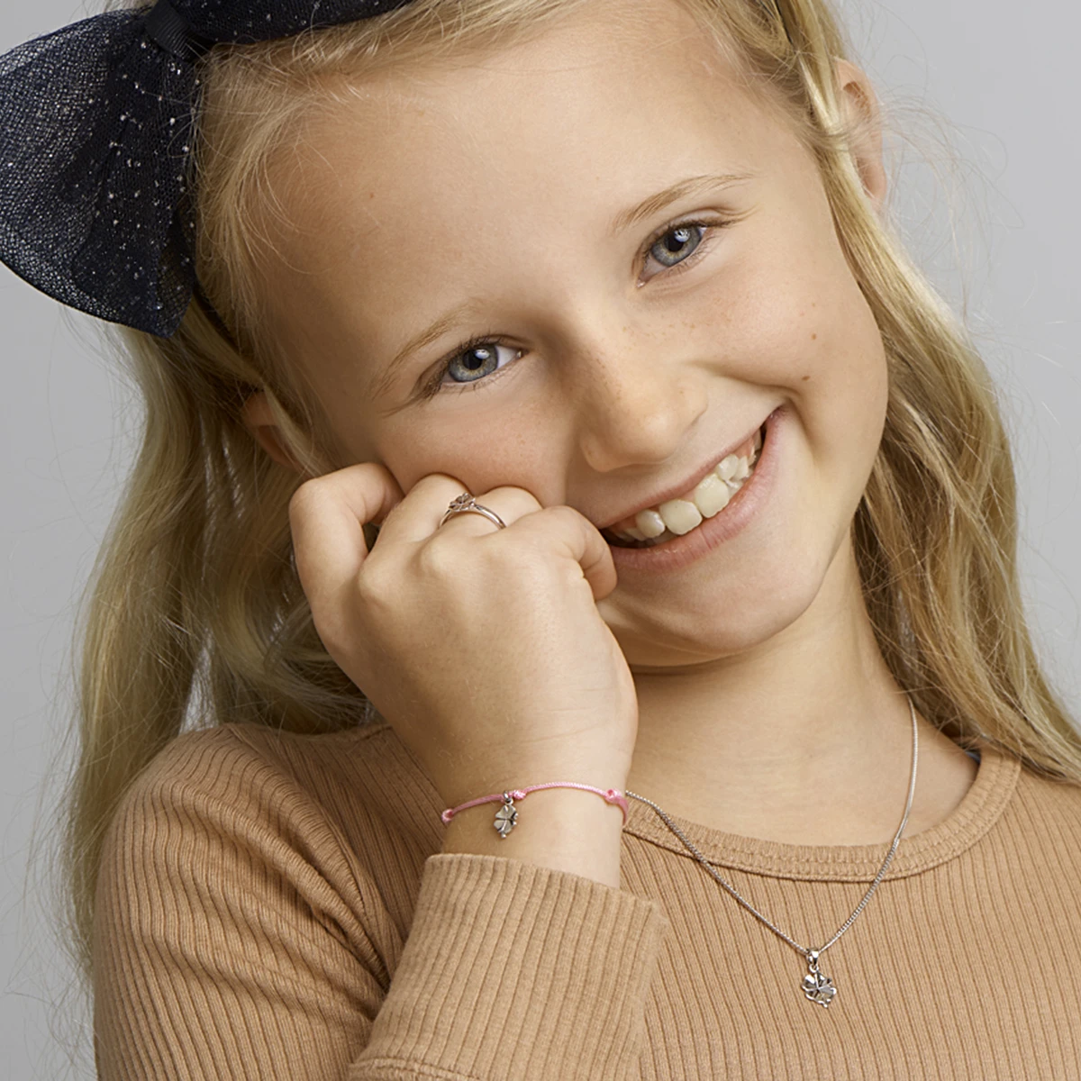 armband klaver zilver gerhodineerd met rubber/nylon/leer
