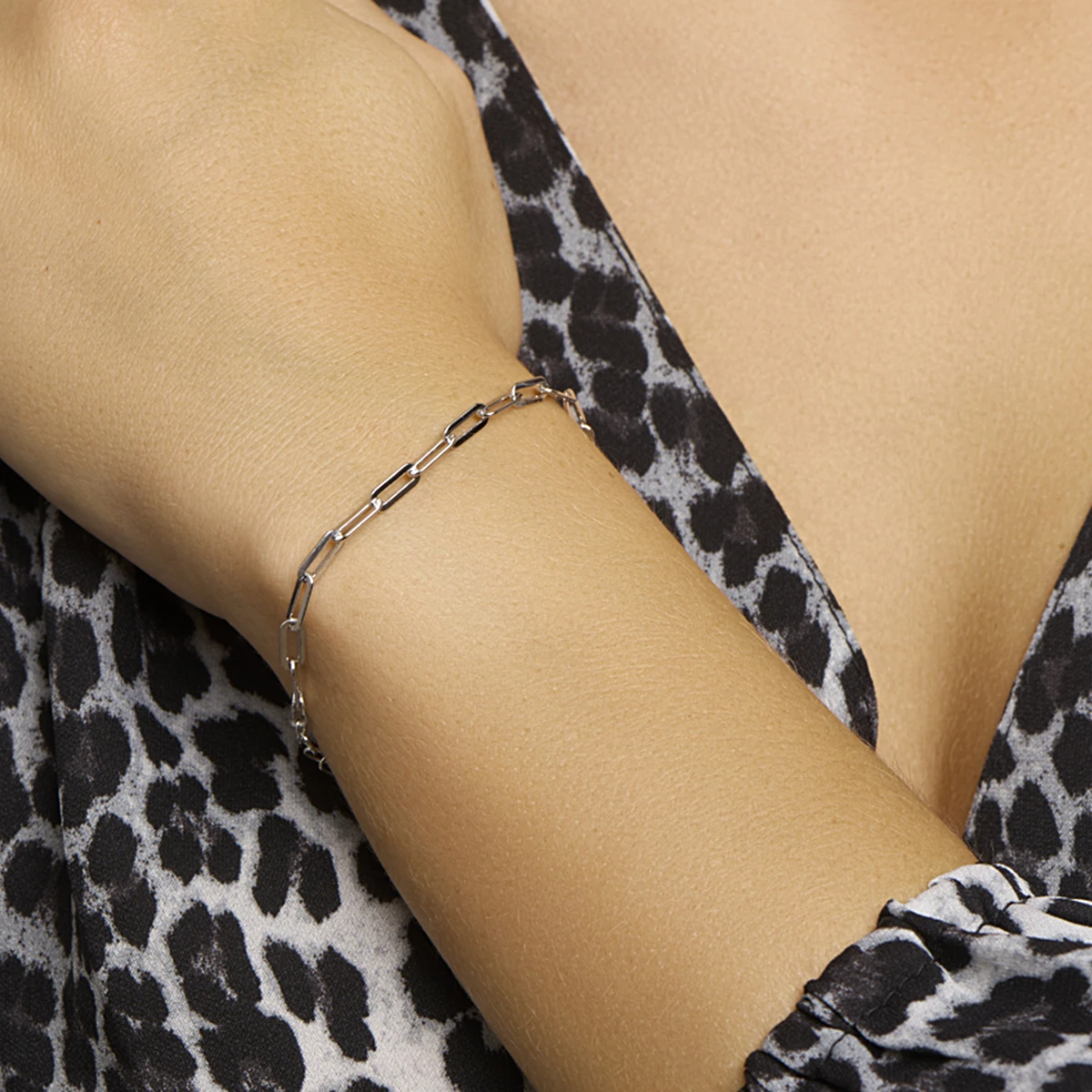armband paperclip platte buis 3,8 mm 16 + 3 cm zilver gerhodineerd