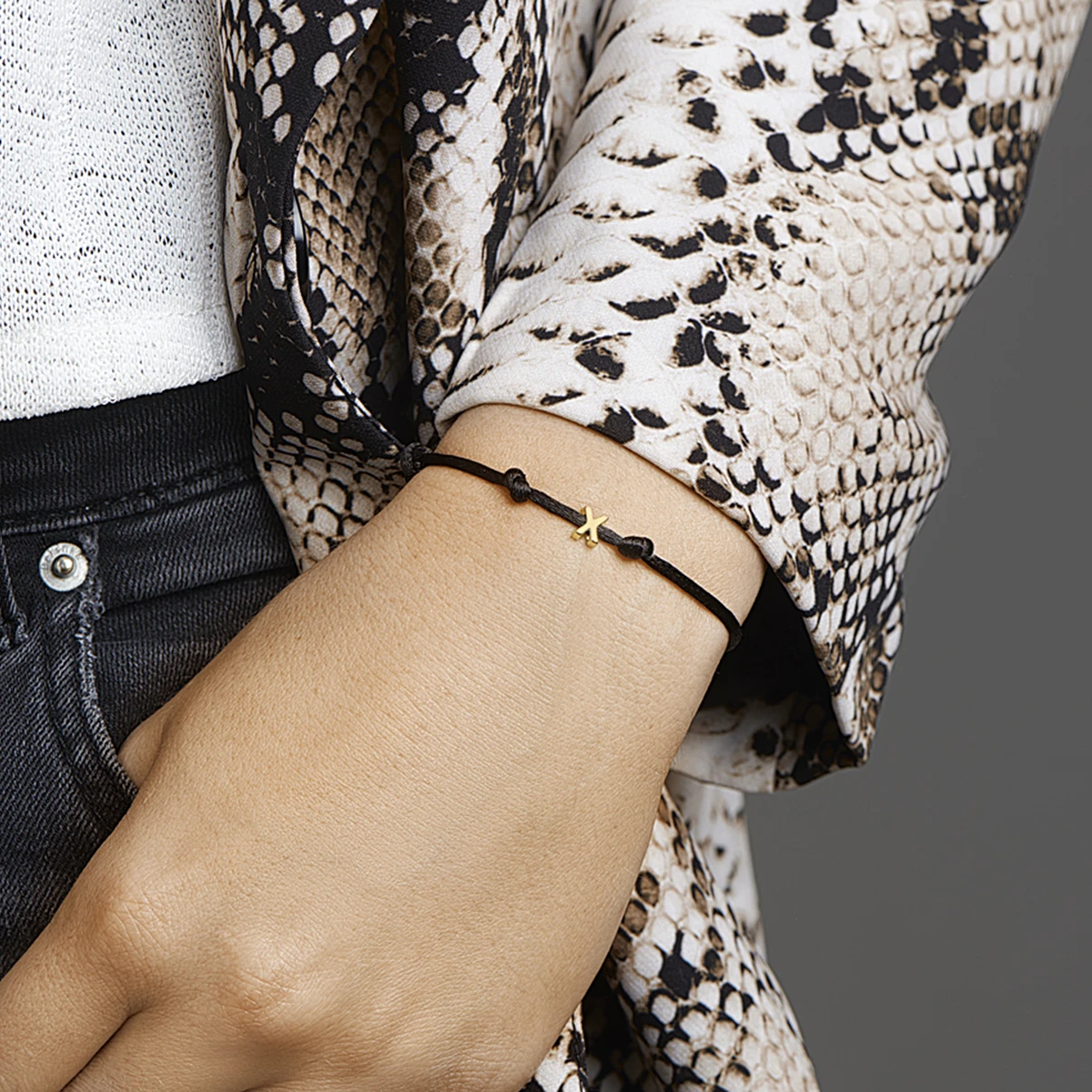 armband satijn zwart letter 13 - 26 cm 14K goud met rubber/nylon/leer