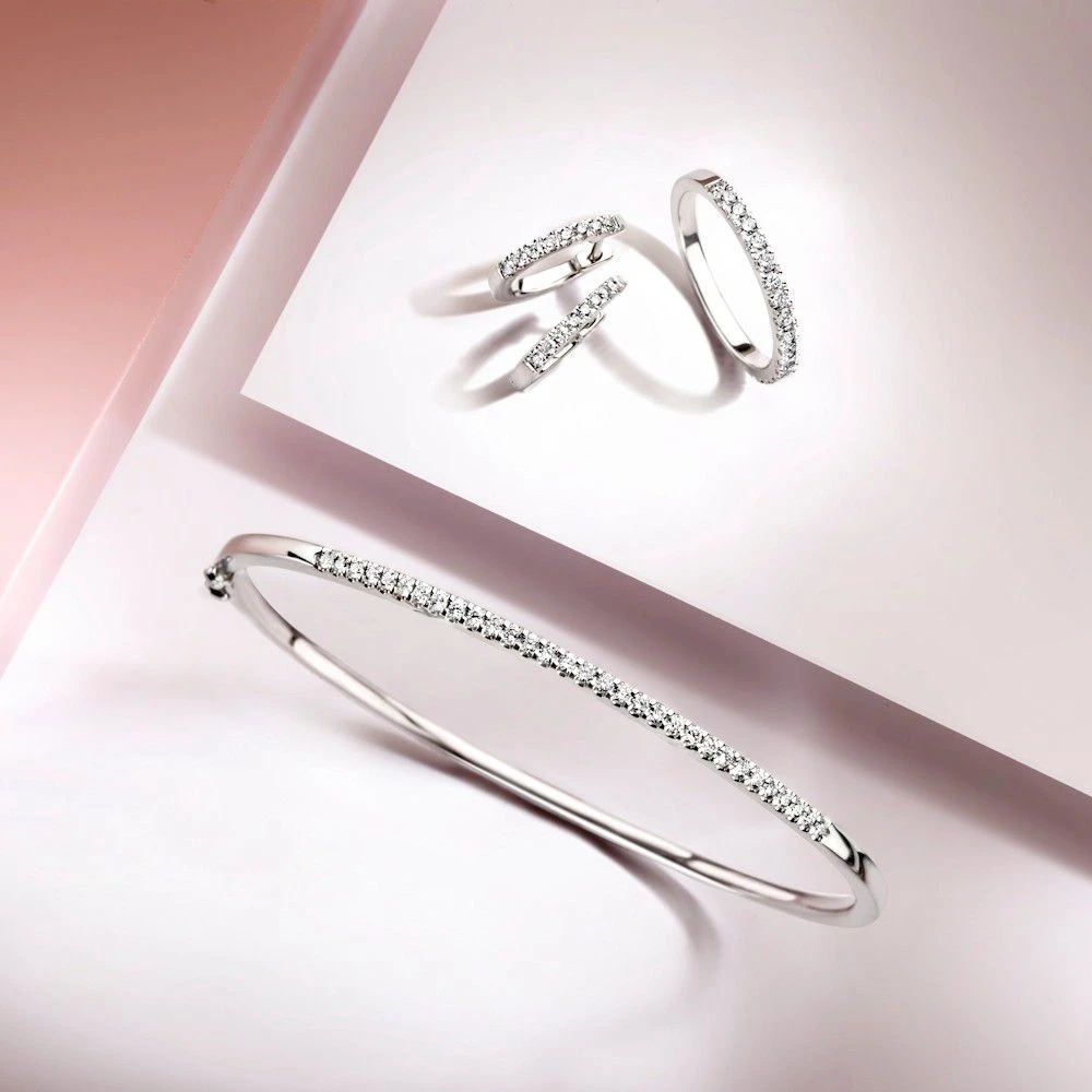 Armband witgoud briljant 0,96 crt.