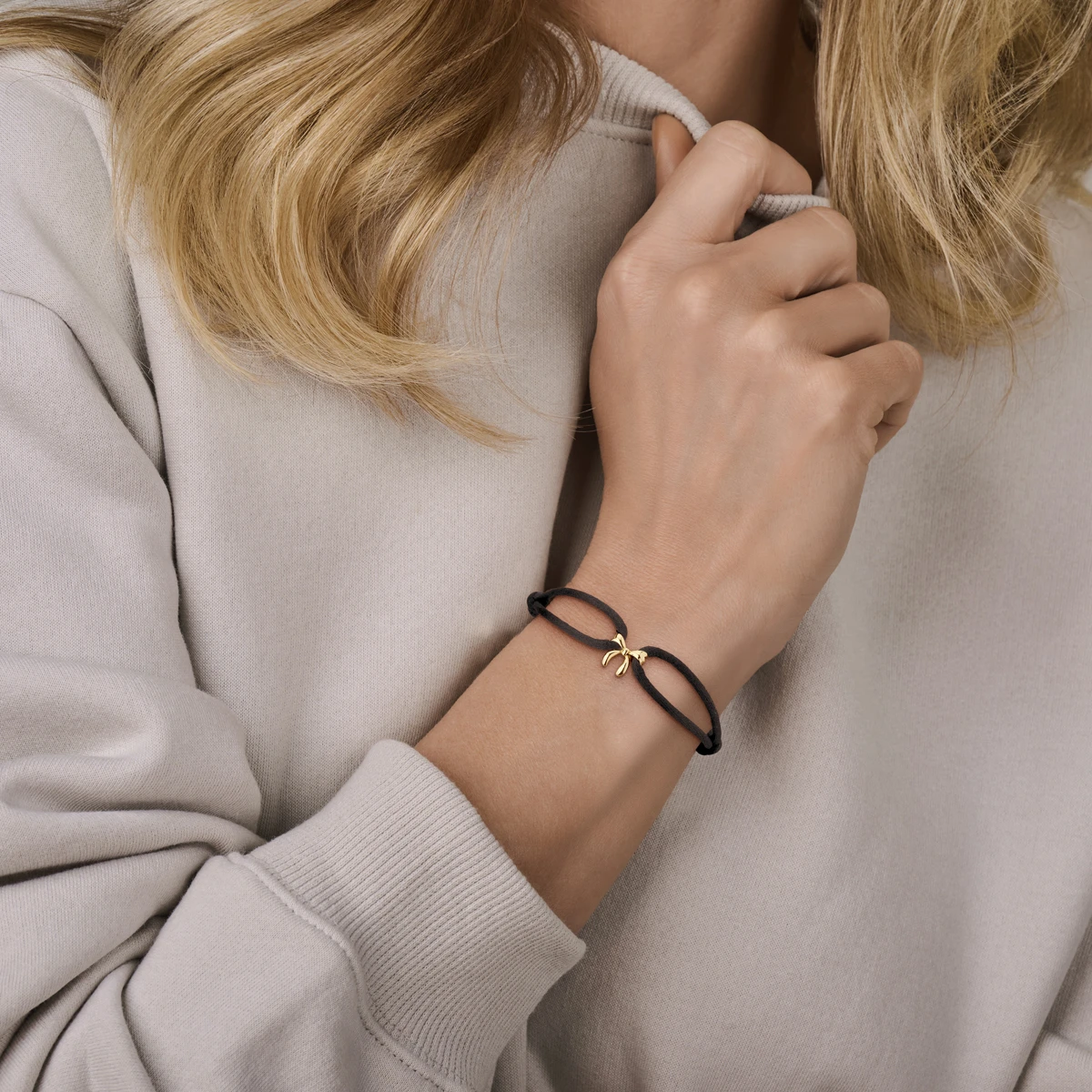 armband satijn zwart strik 13 - 26 cm 14K goud met rubber/nylon/leer