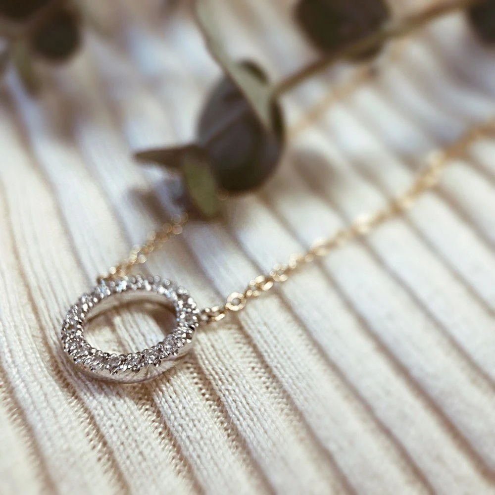 Collier bicolor briljant 0,11 crt.