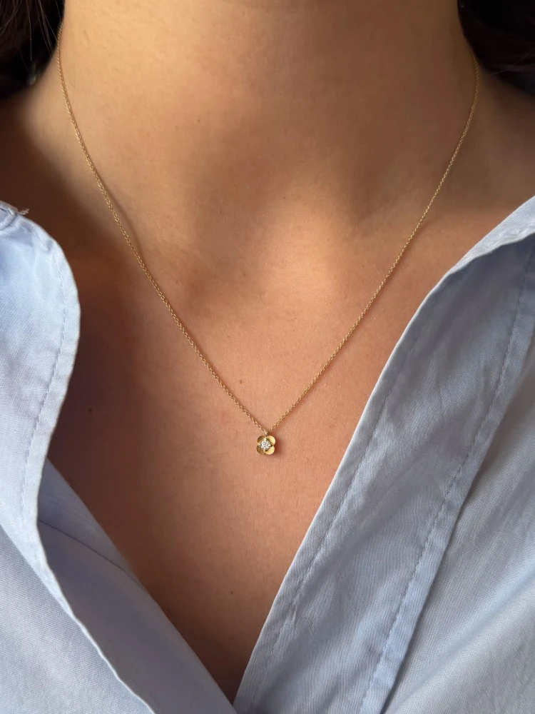 Collier geelgoud briljant 0,07 crt.