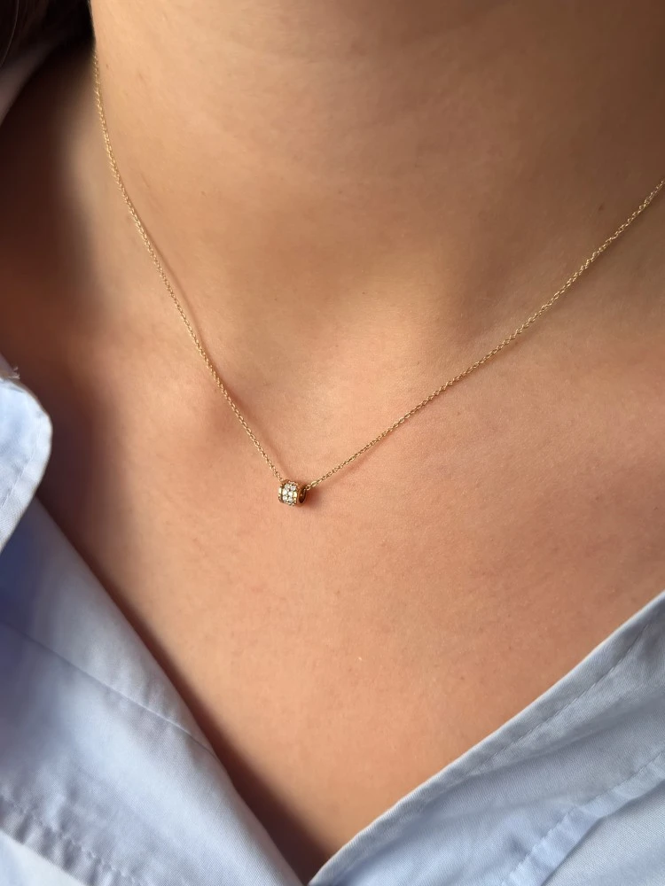 Collier geelgoud briljant 0,12 crt.