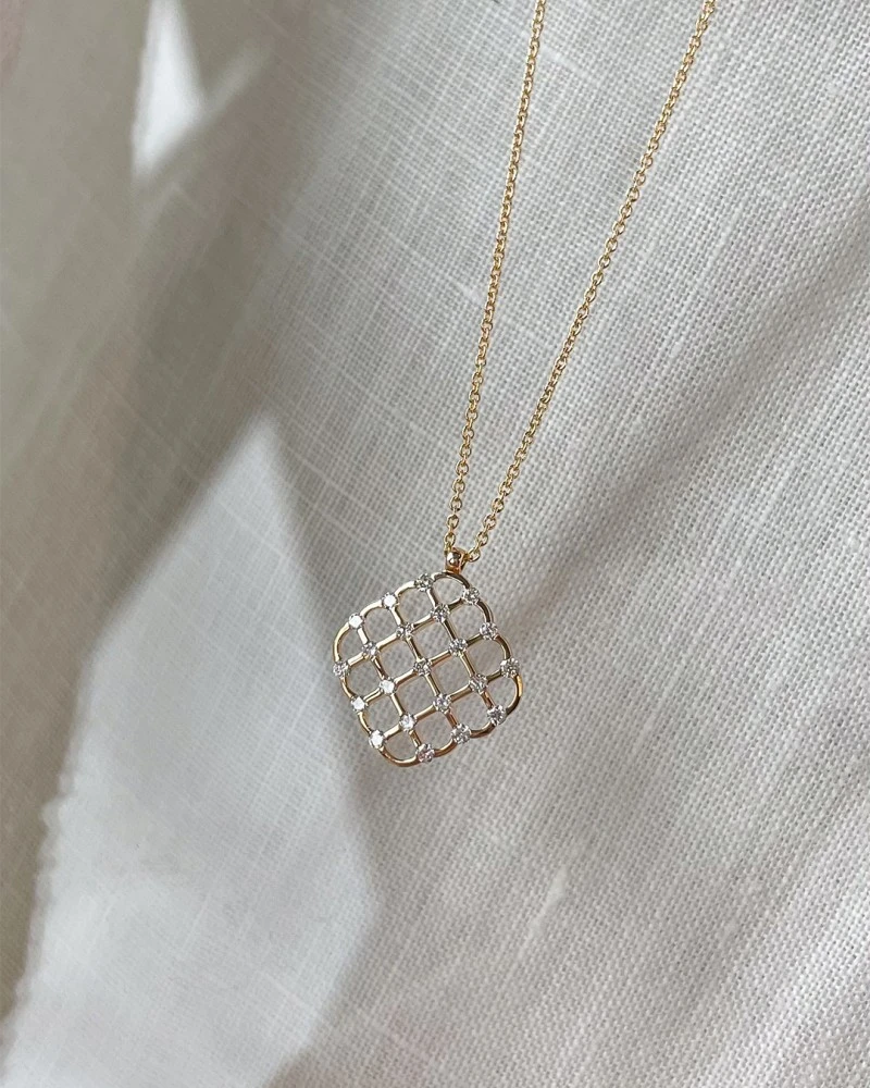Collier geelgoud briljant 0,22 crt.