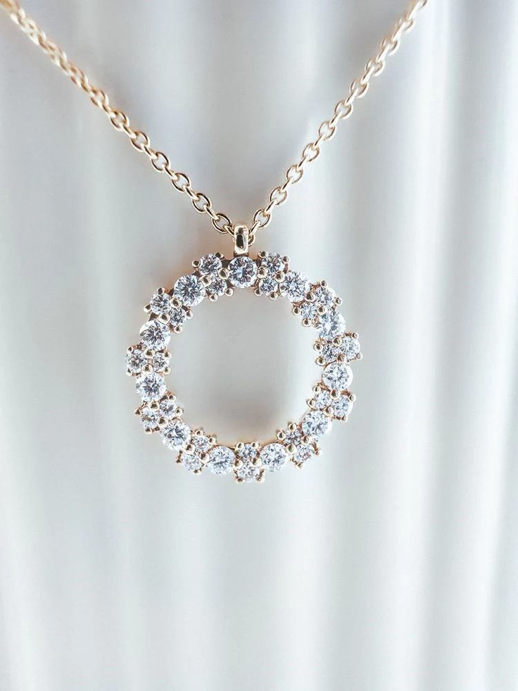 Collier geelgoud briljant 0,28 crt.