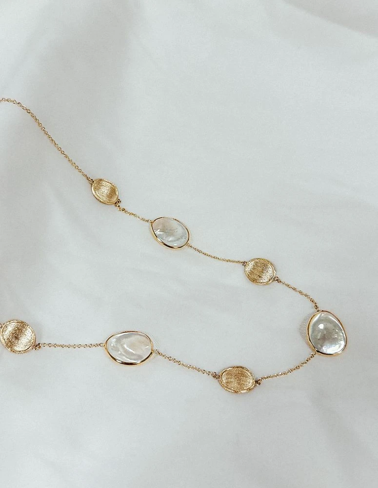 Collier geelgoud parelmoer