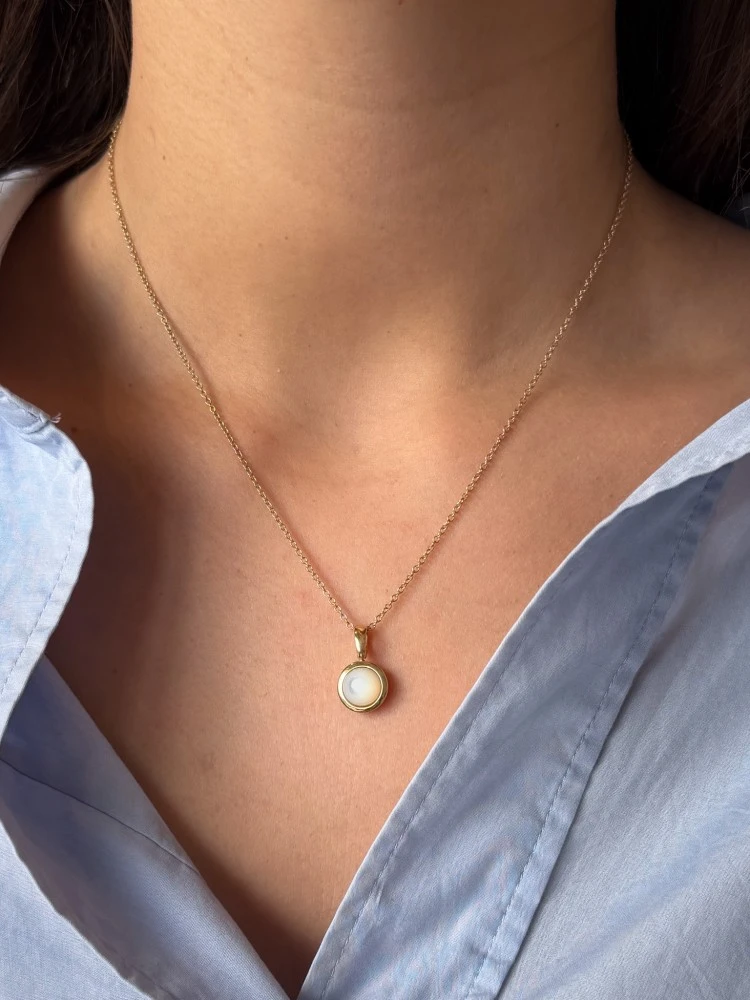 Collier geelgoud parelmoer