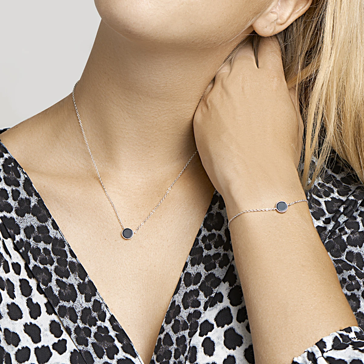 collier onyx 42 + 3 cm zilver gerhodineerd