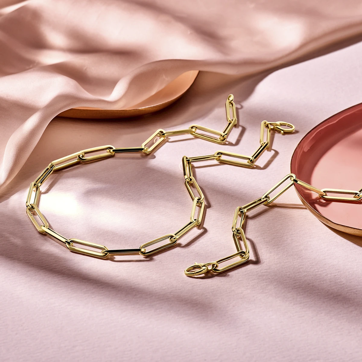 collier paperclip vierkante buis 6,0 mm 45 cm 14K geelgoud