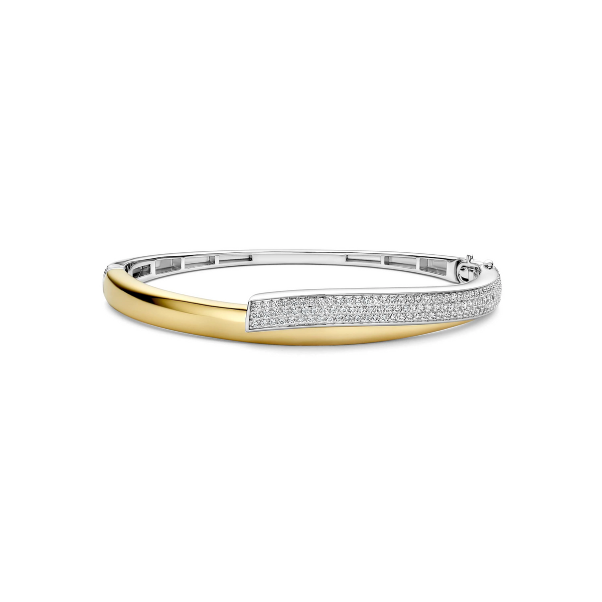 Contrast Twisted Zirkonia Bangle