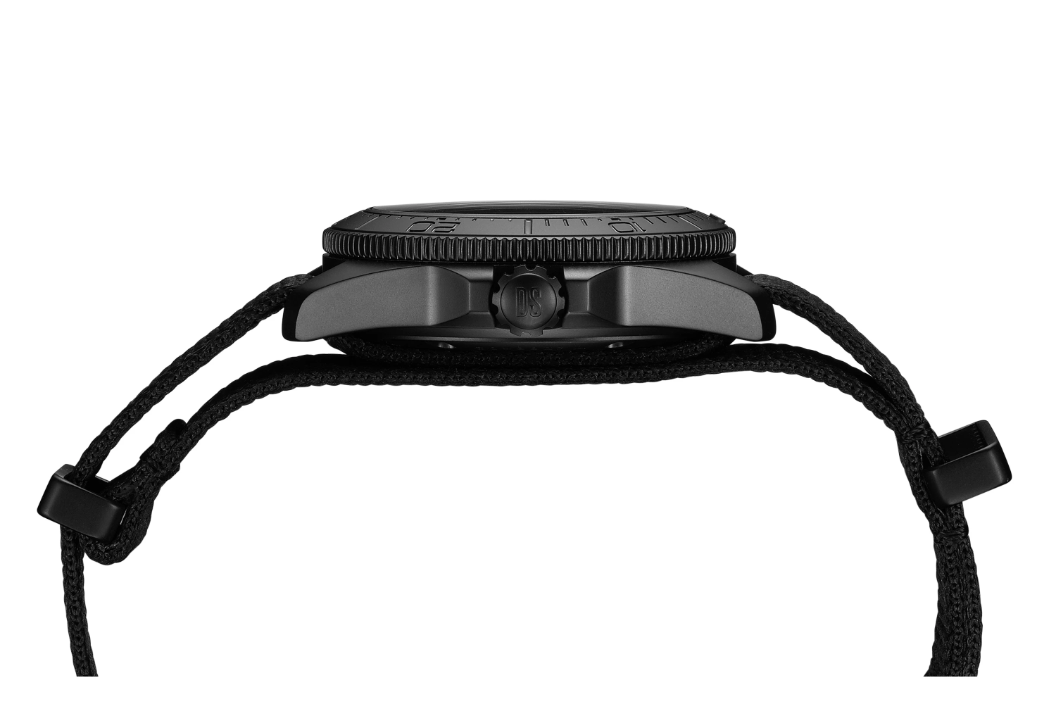 DS Action — C048.807.38.051.00