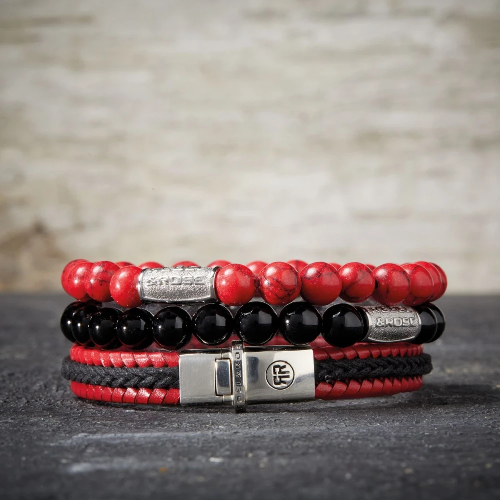 Dual Twisted Black-Red M --