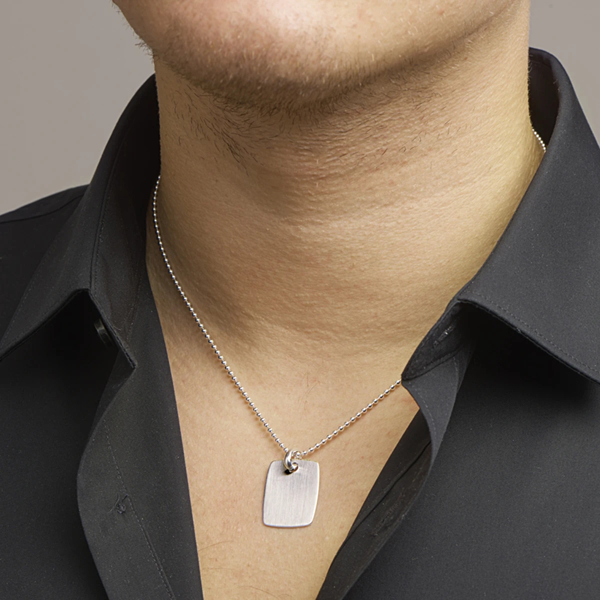 graveerhanger poli/mat zilver wit