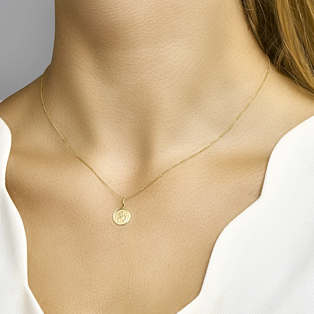 hanger christoffel gediamanteerd 14K geelgoud