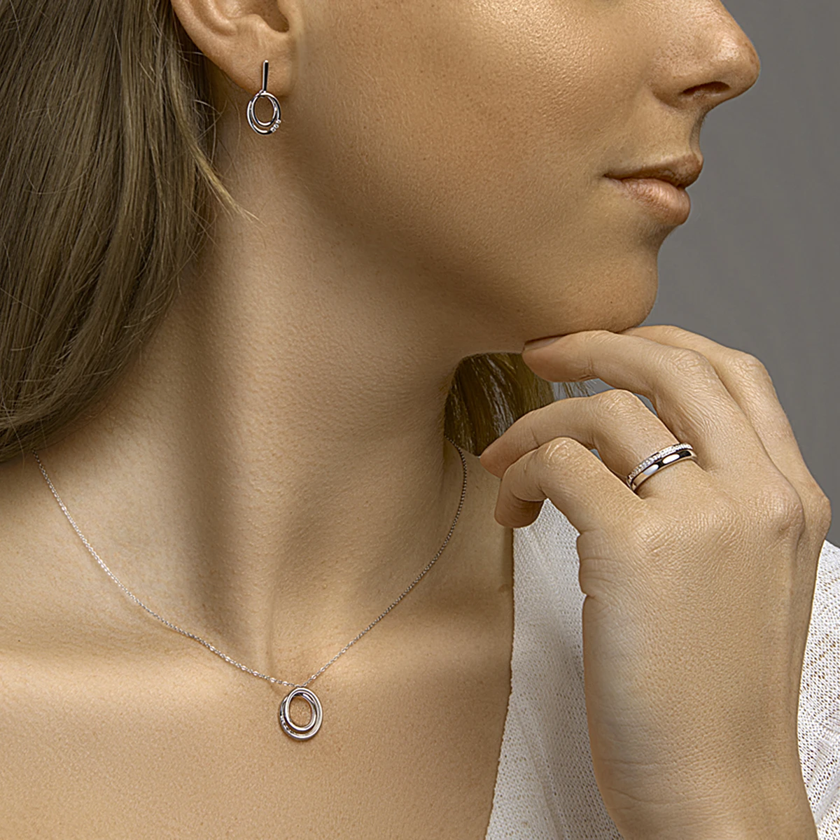 hanger diamant 0.04ct h si 14K witgoud