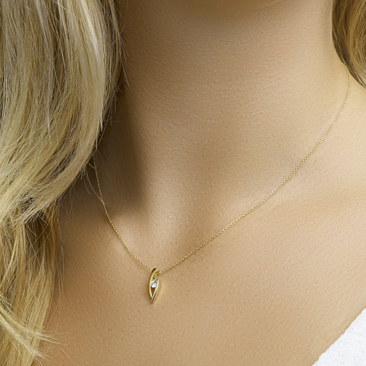 hanger zirkonia bicolor gestift 14K geelgoud