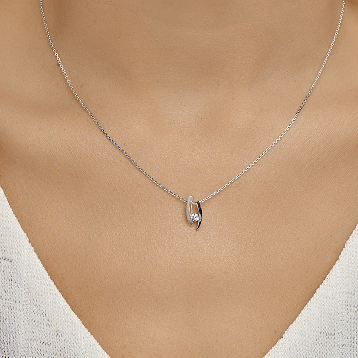 hanger zirkonia zilver gerhodineerd