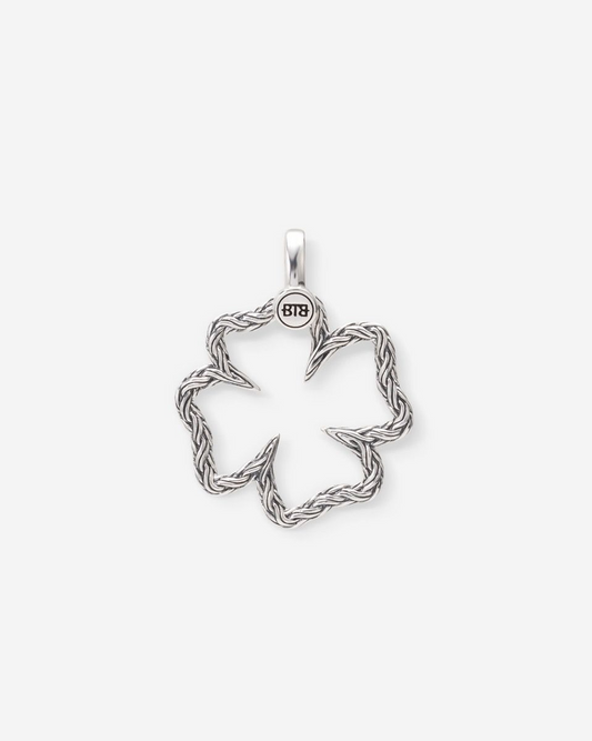 683 one - Katja Clover Pendant Silver