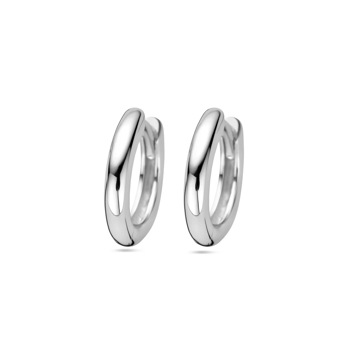 klapoorringen 2,0 mm zilver gerhodineerd