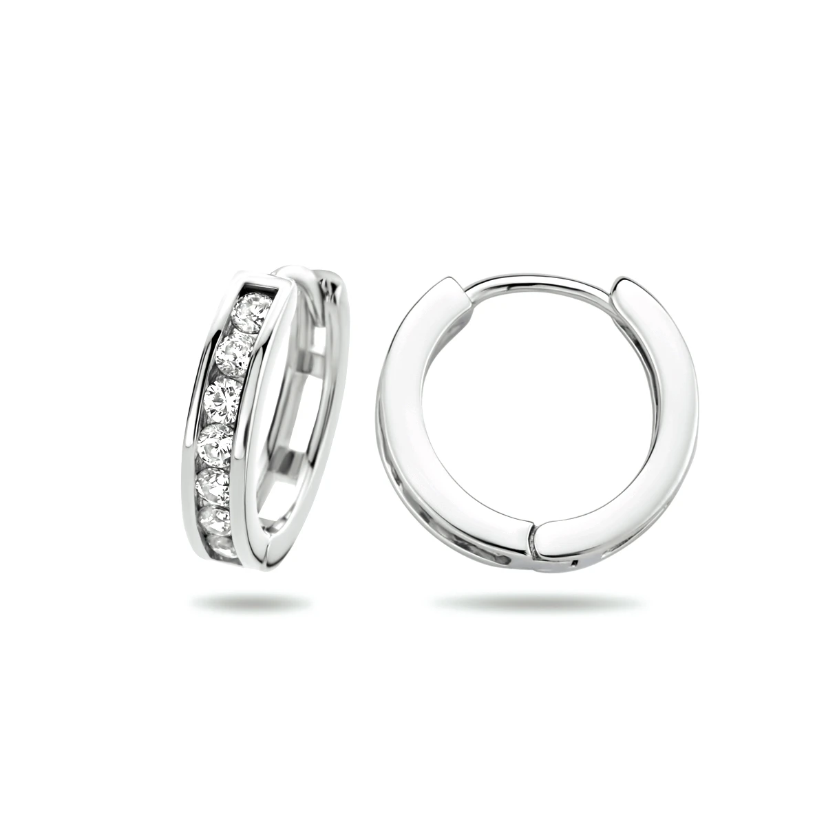 klapoorringen 3 mm zirkonia zilver gerhodineerd