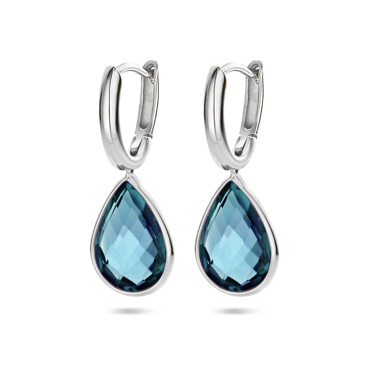 klapoorringen london blue kwarts 26 mm 14K witgoud