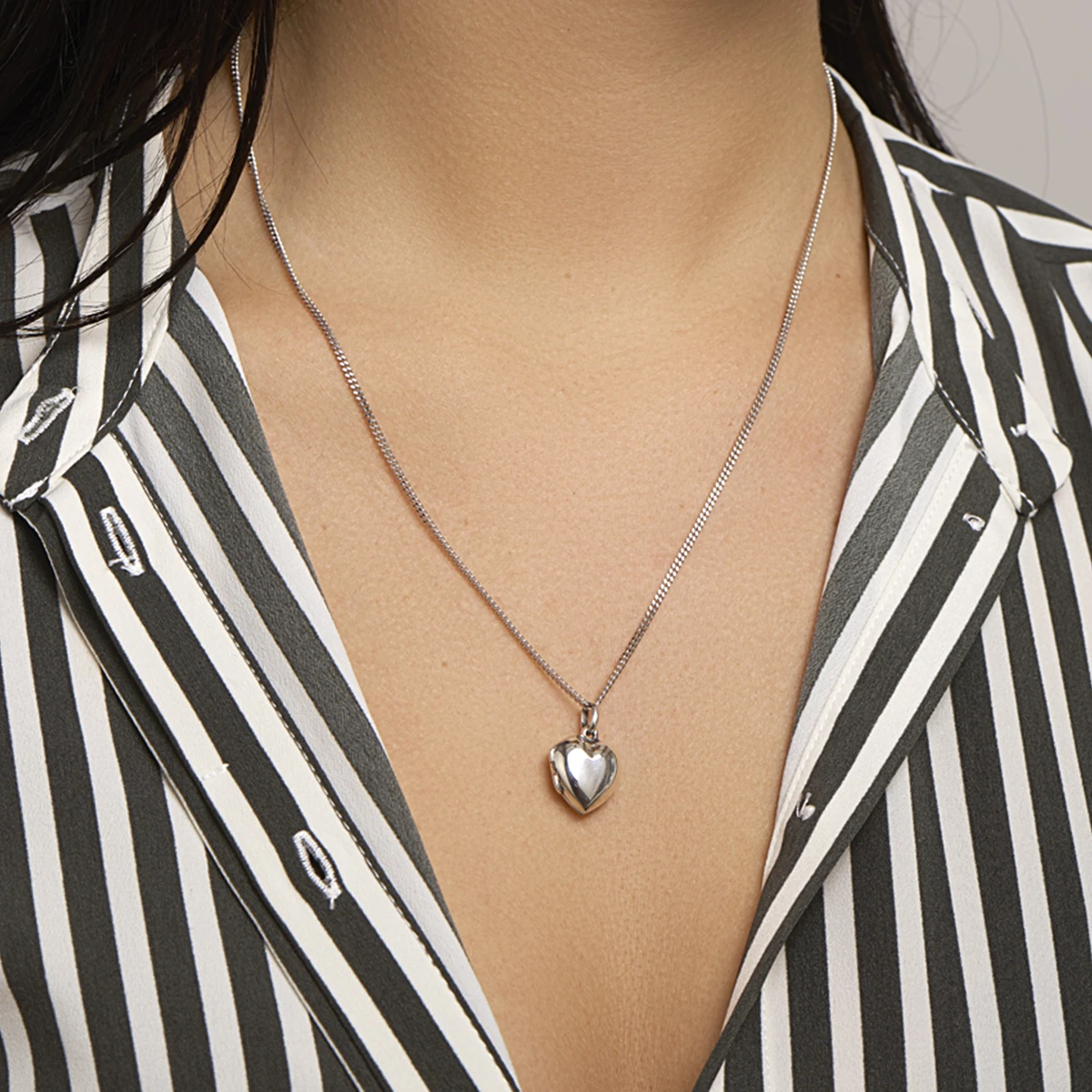 medaillon hart 14 mm zilver wit