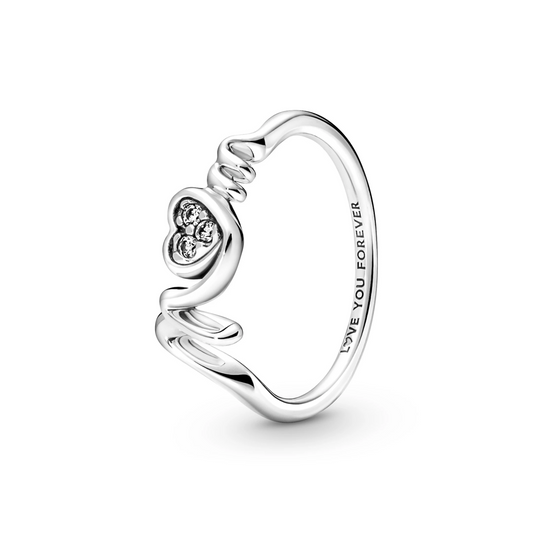 Mum Pavé Heart Ring