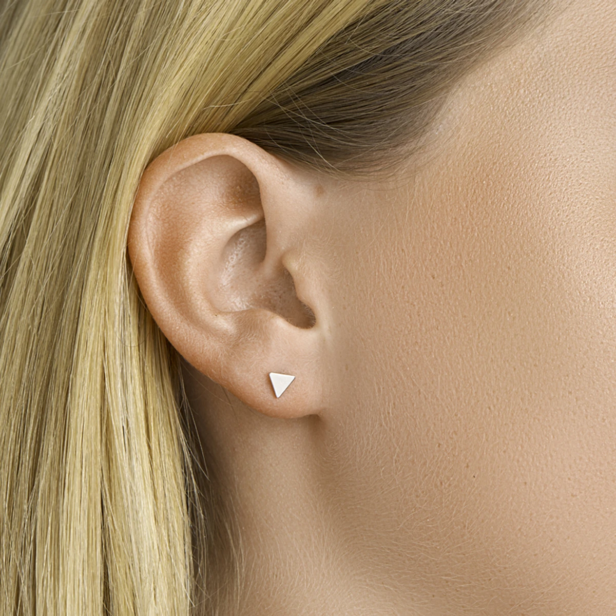 oorknoppen driehoek 5 mm zilver gerhodineerd