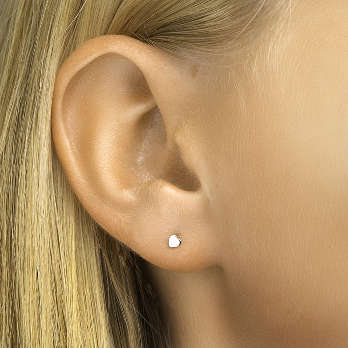 oorknoppen hart zilver gerhodineerd