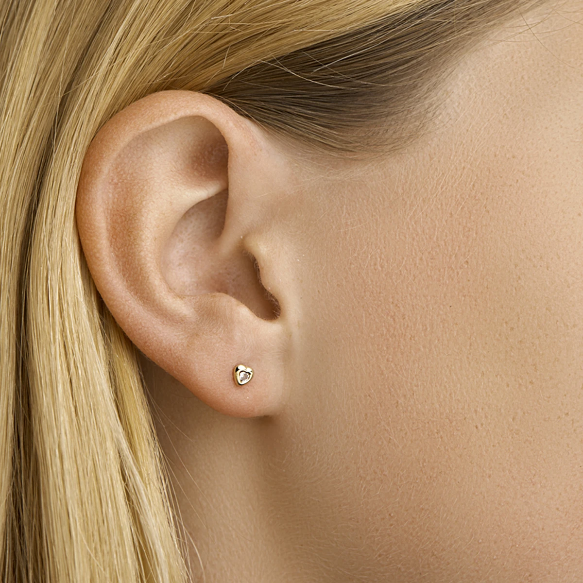 oorknoppen hart zirkonia 14K geelgoud