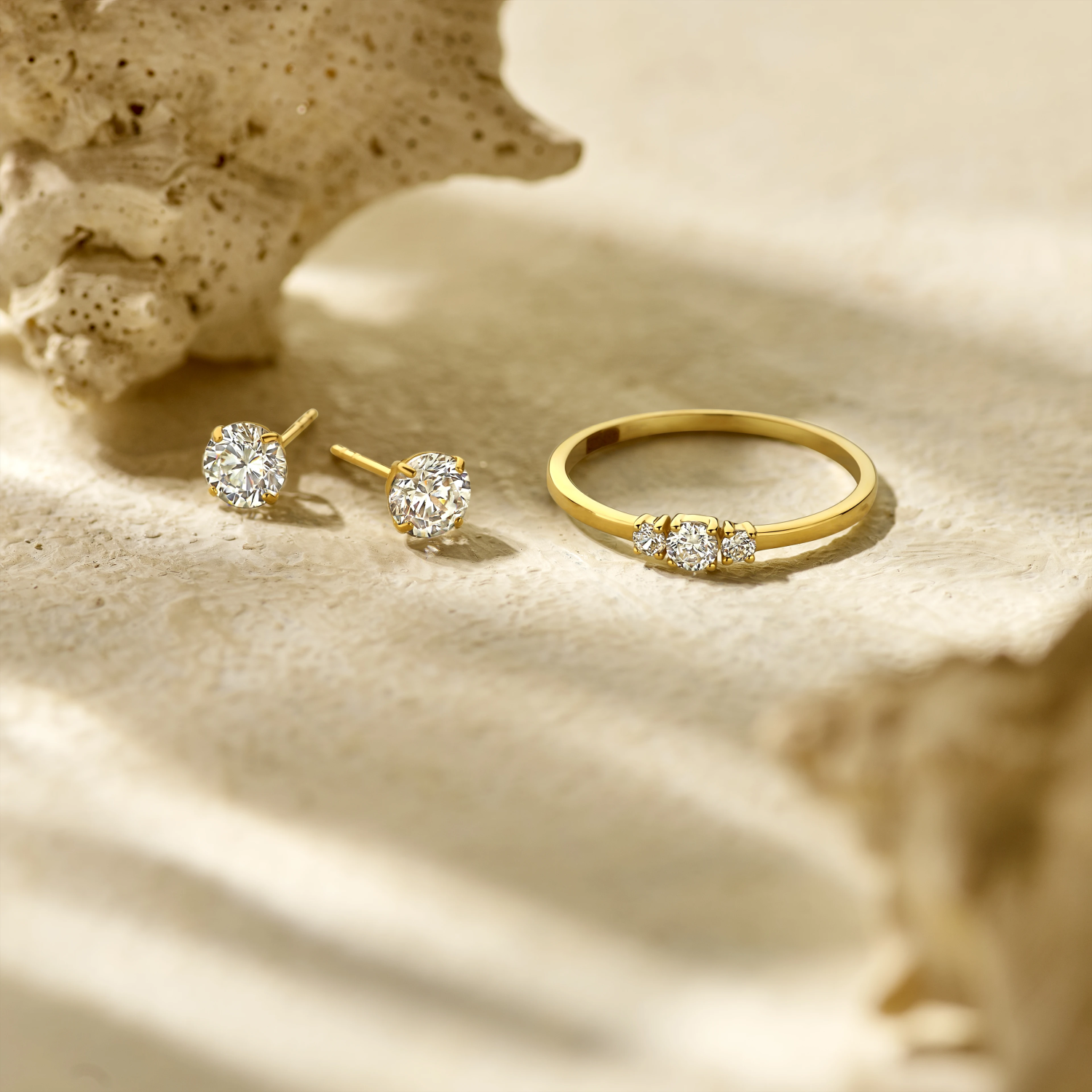 oorknoppen zirkonia 14K geelgoud