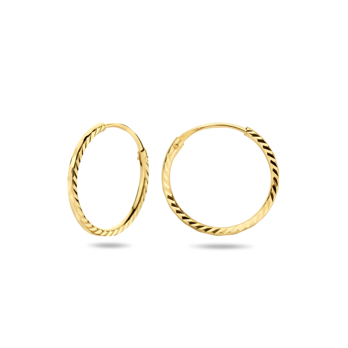 oorringen gediamanteerd 14K geelgoud