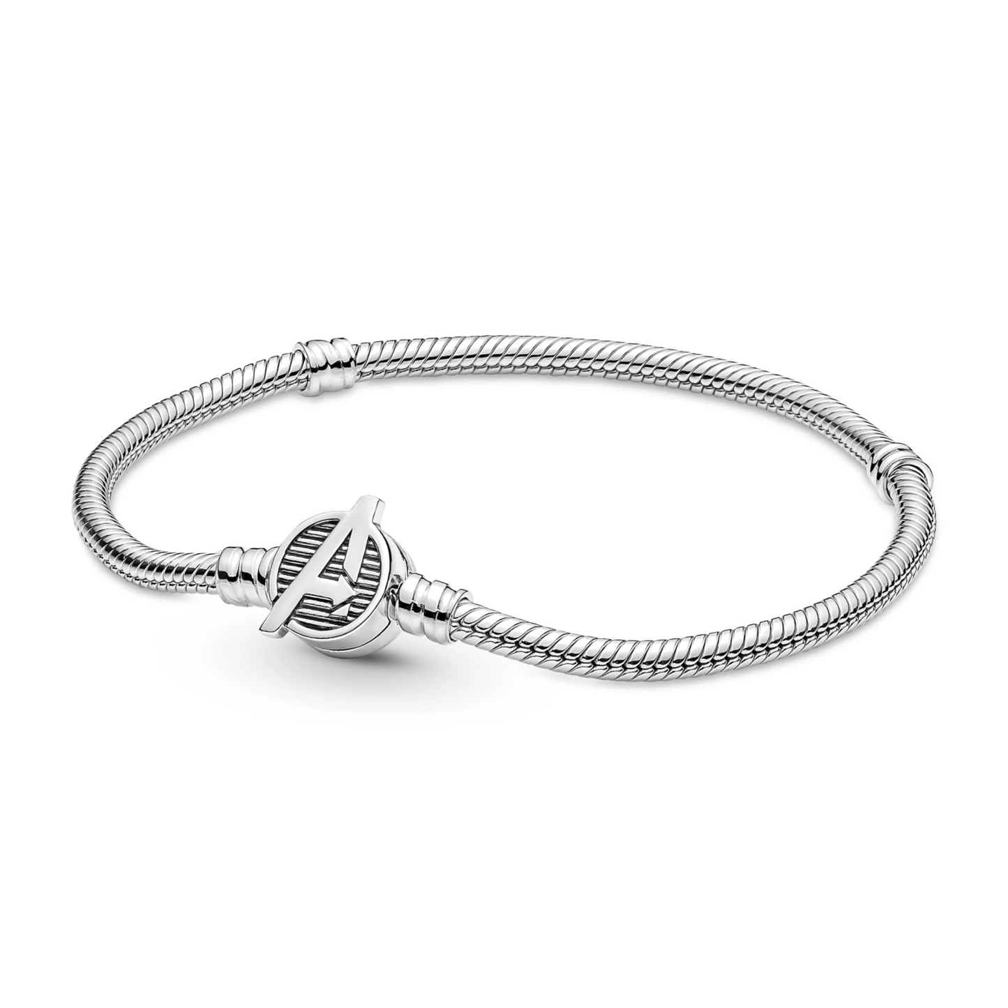 Pandora Moments Snake Chain Armband met Marvel The Avengers Logo Sluiting