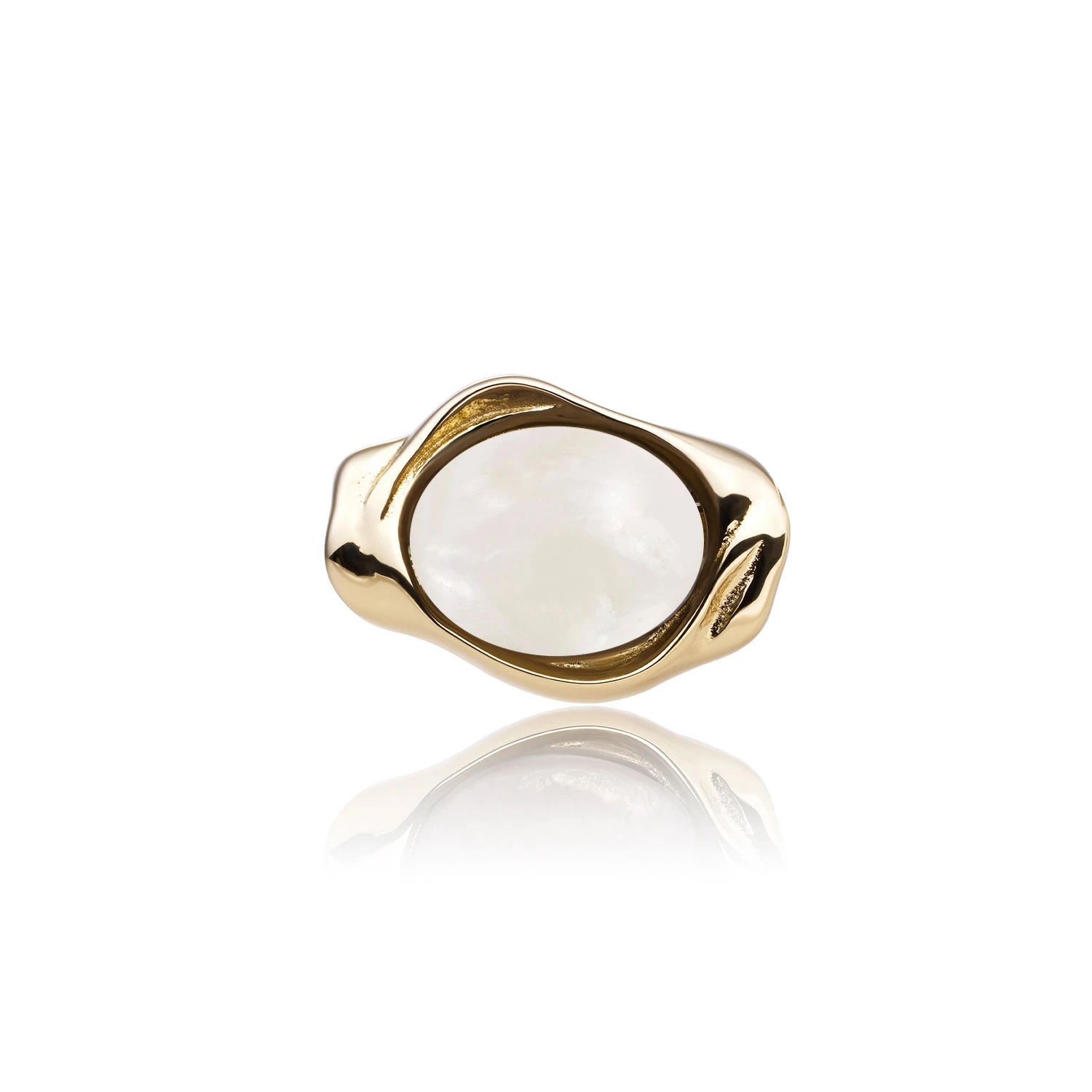 Pendant | Pearl Flow Amulet - Gold