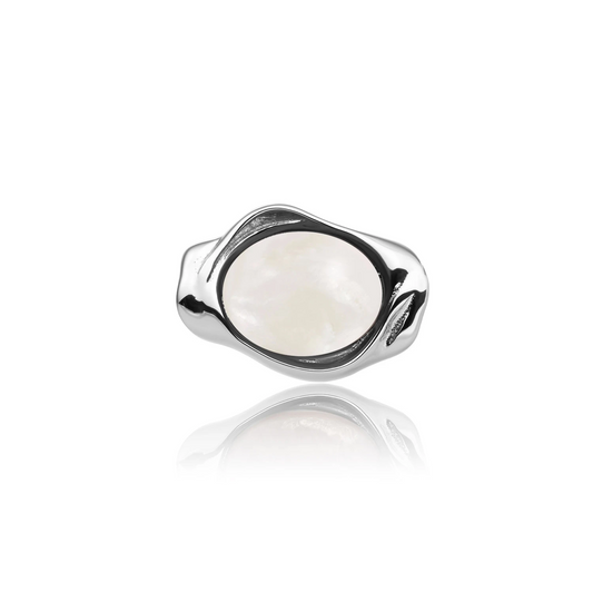 Pendant | Pearl Flow Amulet - Silver