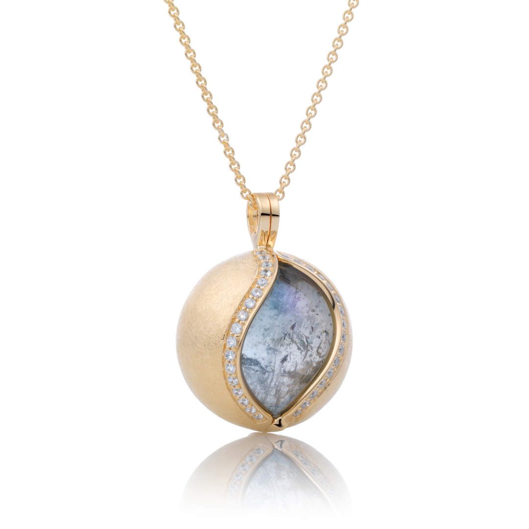 Pendant - The Core Mat Crystal Gold - CZ Mat 20mm