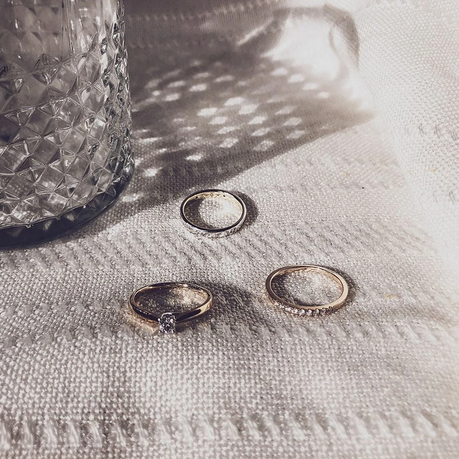 Ring bicolor briljant 0.19 crt. Maat 56