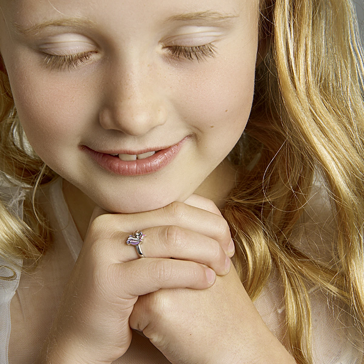 ring emaille eenhoorn zilver gerhodineerd