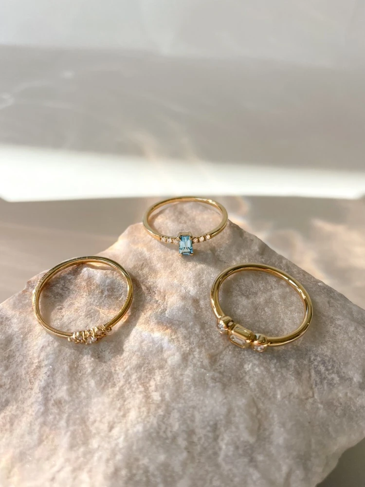 Ring geelgoud briljant 0.10 crt. Maat 52