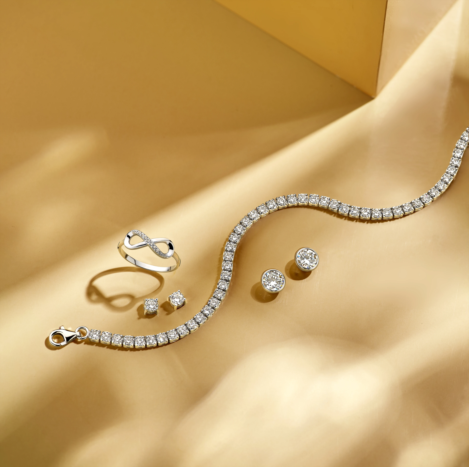 ring infinity zirkonia zilver gerhodineerd