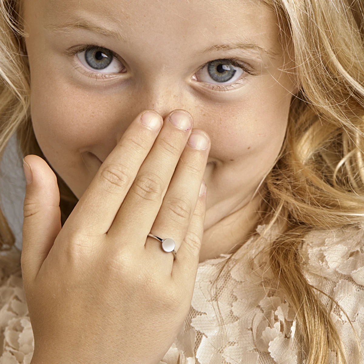 ring rondje zilver gerhodineerd
