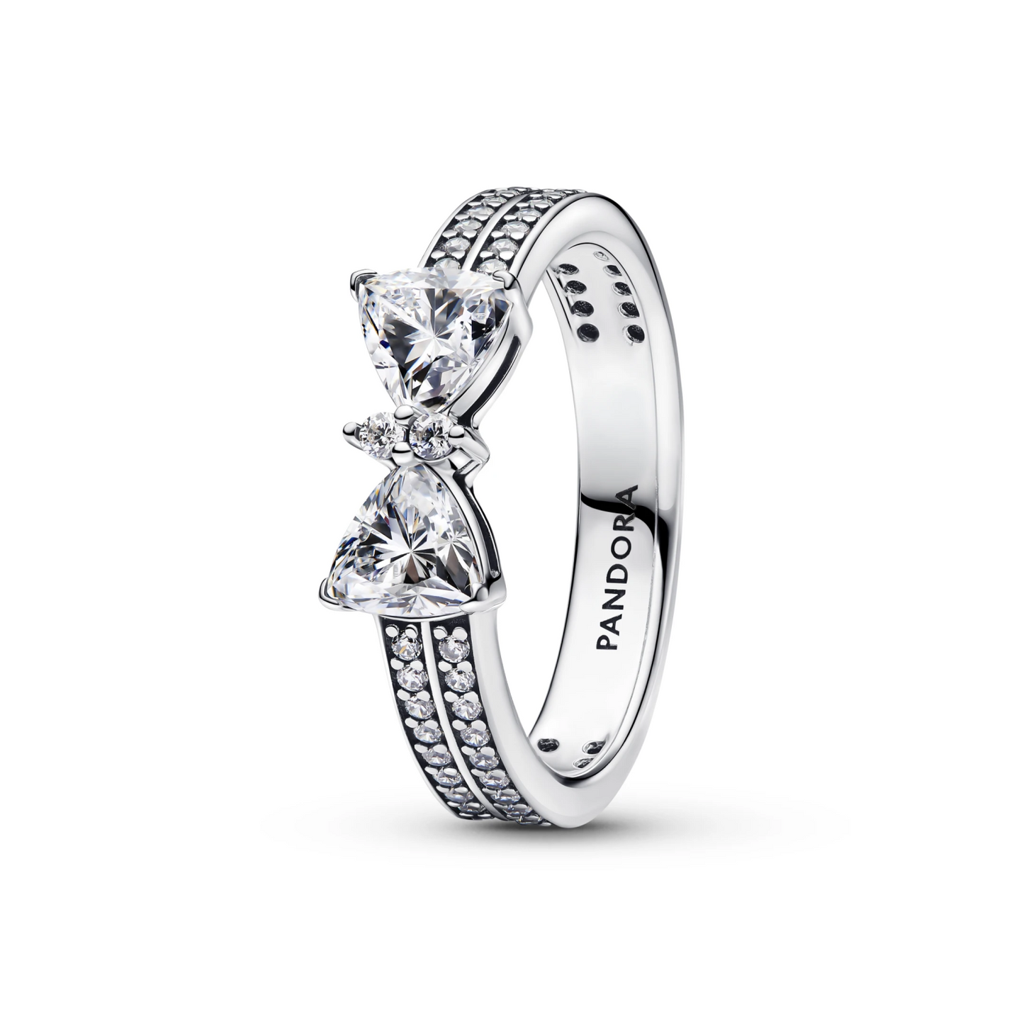 Sprankelende ring met strik en dubbele band